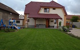 Apartmány Opolany